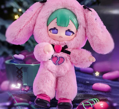Eve Lynna - Strange Park Plush